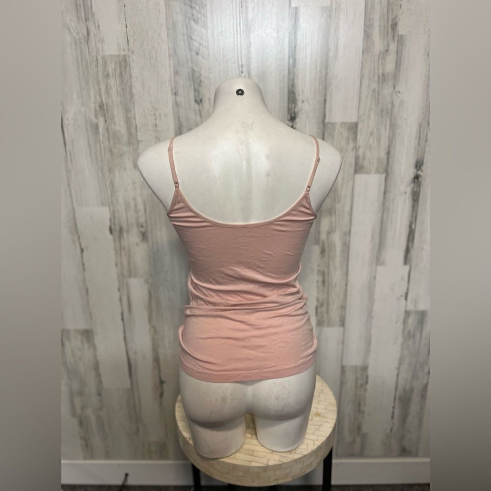 Pink tank top - Picture 3 of 5